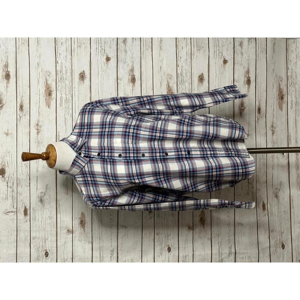American Eagle Outfitters Seriously Soft plaid flannel button up shirt Size M
